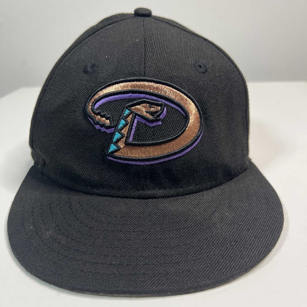 Vintage Arizona Diamondbacks 2001 World Series New Era Fitted 7 1/8 Rare MLB Cap